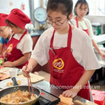 ảnh thực tế khóa học nấu ăn cho trẻ em 10 tại Học Món Việt